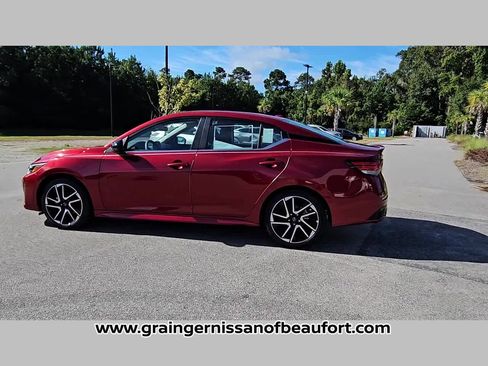 New 2025 Nissan Sentra SR image 27