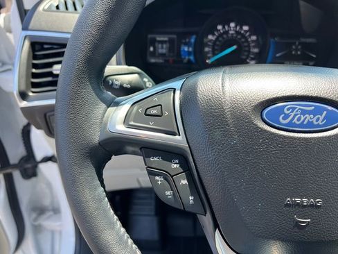 Used 2024 Ford Edge Titanium AWD/4WD image 16