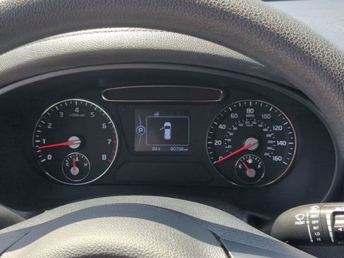 Used 2016 Kia Sorento LX image 13