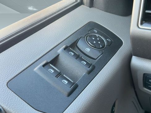 Used 2020 Ford F150 XLT w/ Max Trailer Tow Package image 10