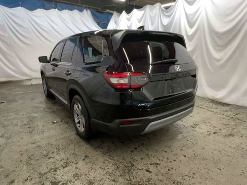 Used 2025 Honda Pilot EX-L image 8