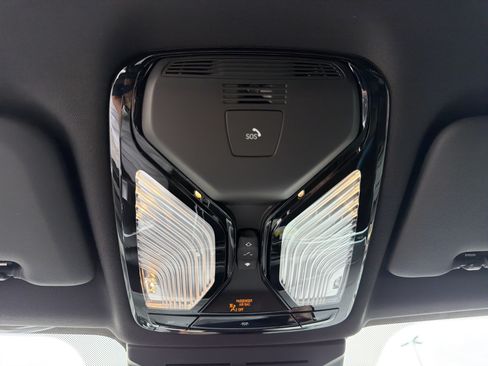 New 2026 BMW X5 sDrive40i w/ M Sport Package RWD image 12