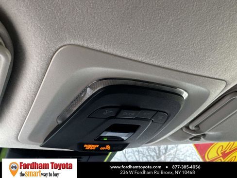 Used 2023 Toyota Corolla LE image 28