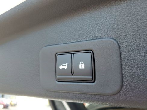 New 2025 Nissan Murano SL image 17