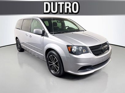 Used 2017 Dodge Grand Caravan SE