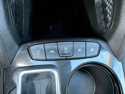 Used 2021 Chevrolet TrailBlazer LT w/ Sun and Liftgate Package FWD image 36