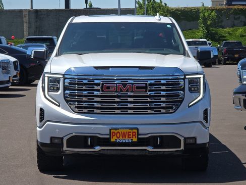 Used 2024 GMC Sierra 1500 Denali w/ Denali Reserve Package AWD/4WD image 9