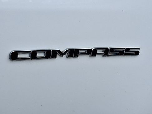 Used 2022 Jeep Compass Latitude w/ Sun and Sound Group image 33