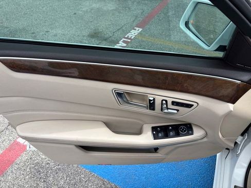 Used 2014 Mercedes-Benz E 350 Sedan image 16