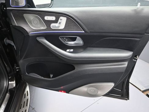 Used 2021 Mercedes-Benz GLS 580 4MATIC image 41