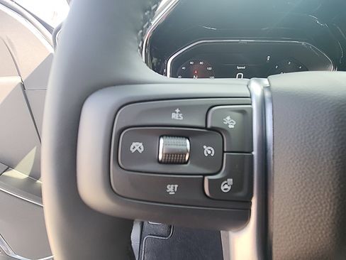 New 2025 GMC Sierra 2500 SLT w/ SLT Convenience Package image 20