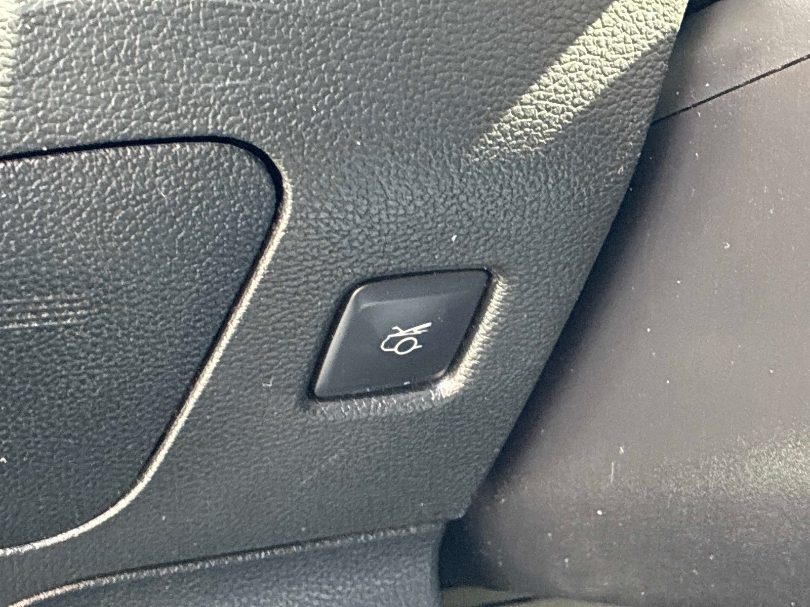 Used 2019 Ford Mustang Coupe RWD image 20