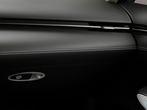 New 2026 Genesis GV70 2.5T Advanced image 25