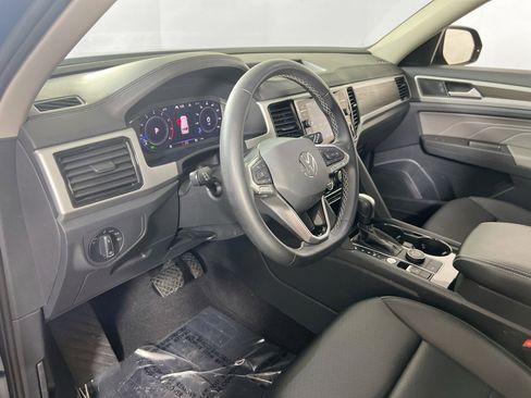Used 2022 Volkswagen Atlas SE image 9