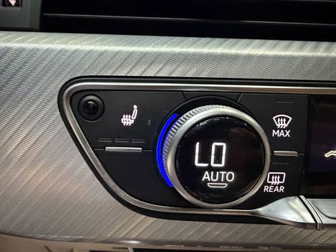 Used 2018 Audi A5 2.0T Premium Plus w/ Premium Plus image 40