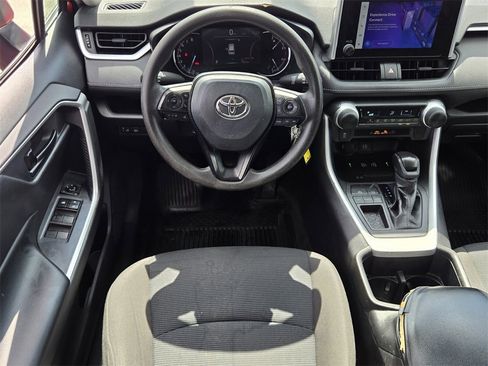 Used 2023 Toyota RAV4 LE image 13