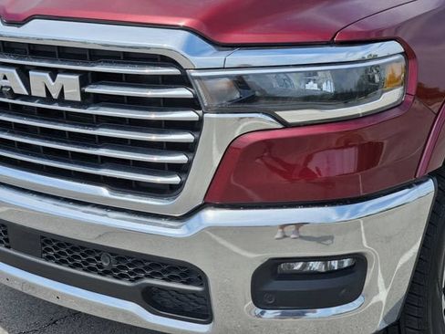 Used 2025 RAM 1500 Laramie AWD/4WD image 9