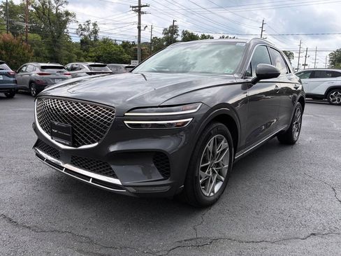 Used 2024 Genesis GV70 2.5T w/ Advanced Package AWD/4WD image 3