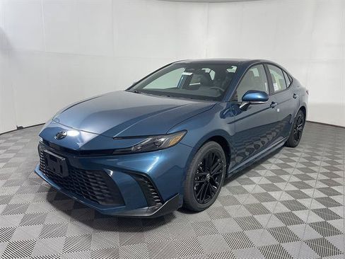 New 2026 Toyota Camry SE w/ Convenience Package AWD/4WD image 3