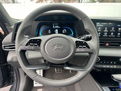 New 2026 Hyundai Elantra Sport image 18