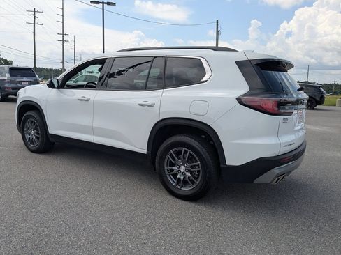 Used 2025 GMC Acadia Elevation FWD image 6