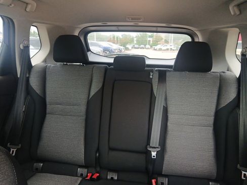 Used 2022 Nissan Rogue SV image 18