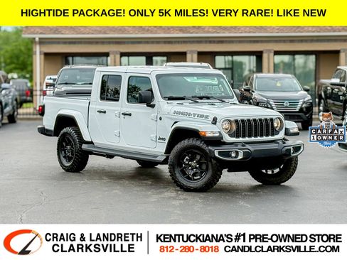 Used 2025 Jeep Gladiator Sport AWD/4WD image 1