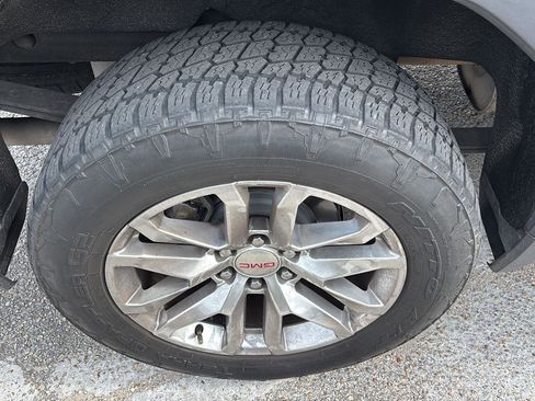 Used 2019 GMC Sierra 1500 SLT w/ SLT Premium Plus Package image 10