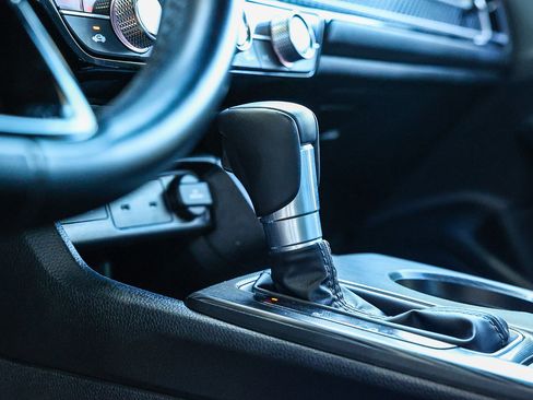 Certified 2025 Honda Civic Sport Touring image 30