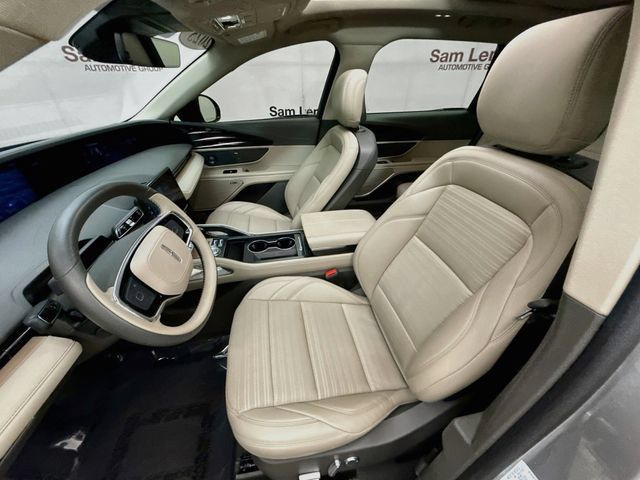 Used 2025 Lincoln Nautilus Reserve w/ Jet Appearance Package AWD/4WD image 22