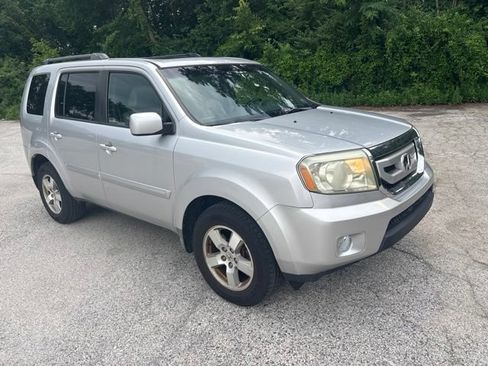 Used 2010 Honda Pilot EX-L image 2