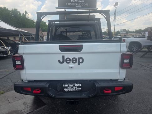 Used 2020 Jeep Gladiator Rubicon AWD/4WD image 6