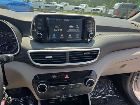Used 2019 Hyundai Tucson SE FWD image 20