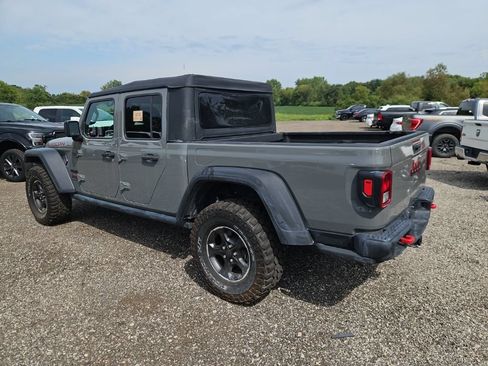Used 2022 Jeep Gladiator Rubicon w/ Cold Weather Group AWD/4WD image 8