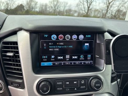 Used 2018 GMC Yukon SLT w/ Premium Edition AWD/4WD image 26