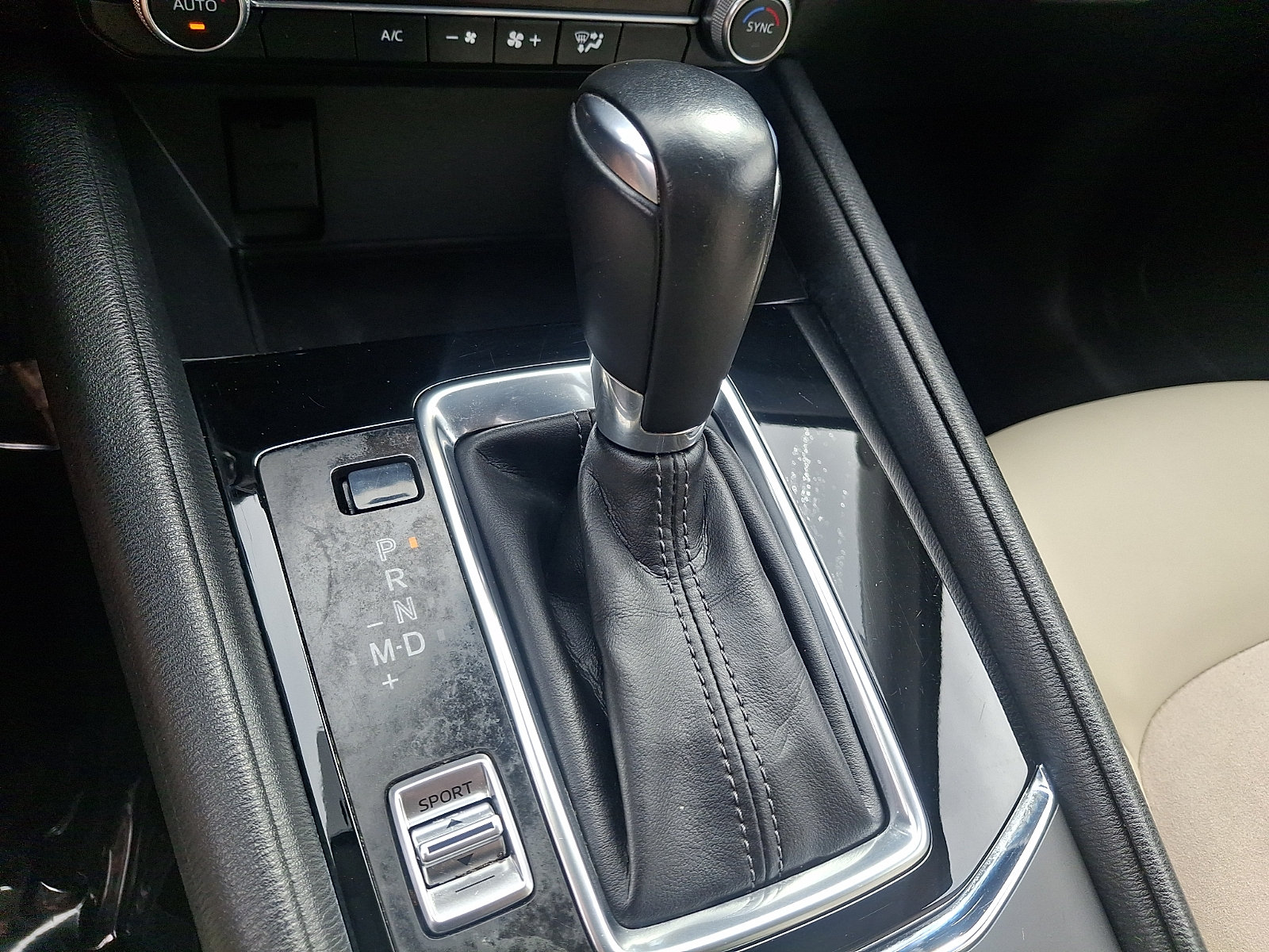 Used 2023 MAZDA CX-5 AWD 2.5 S w/ Select Package image 14