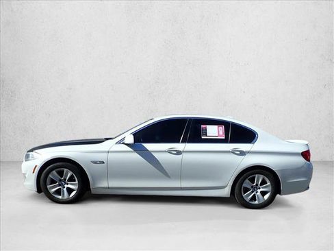 Used 2013 BMW 528i xDrive Sedan AWD/4WD image 2