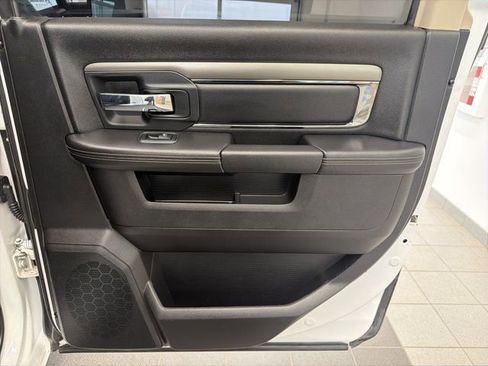 Used 2018 RAM 1500 Sport w/ Convenience Group AWD/4WD image 9