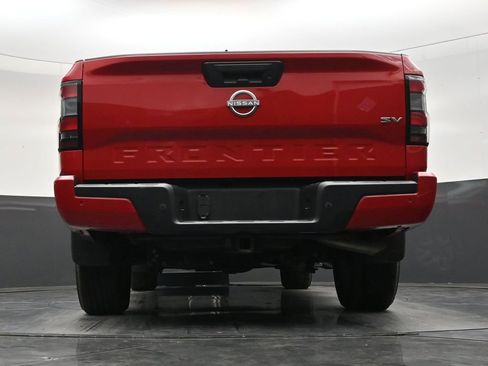 Used 2024 Nissan Frontier SV w/ SV Convenience Package RWD image 23