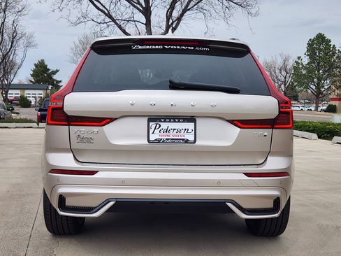 New 2026 Volvo XC60 T8 Ultra w/ Protection Package Premier AWD/4WD image 5