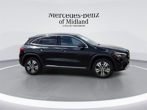 New 2025 Mercedes-Benz GLA 250 GLA 250 image 9