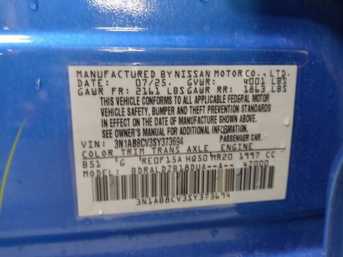 Used 2025 Nissan Sentra SV FWD image 33