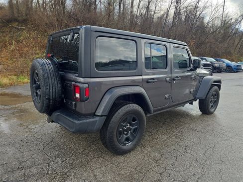 Used 2024 Jeep Wrangler Sport image 4