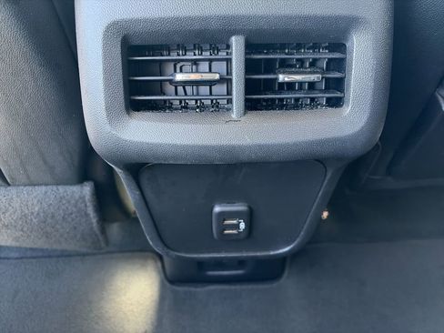Certified 2023 GMC Terrain SLT FWD image 26