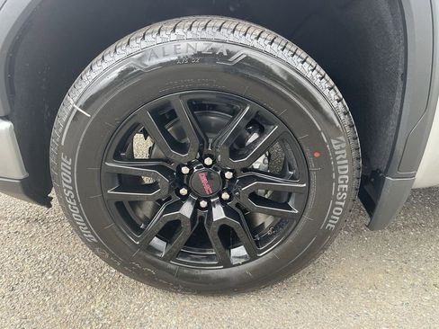 New 2026 GMC Sierra 1500 Elevation AWD/4WD image 32