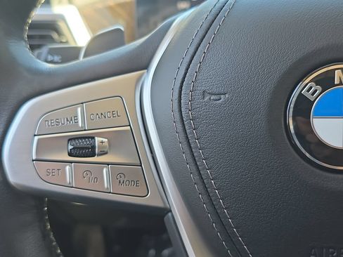 Used 2024 BMW X7 xDrive40i w/ Premium Package AWD/4WD image 22