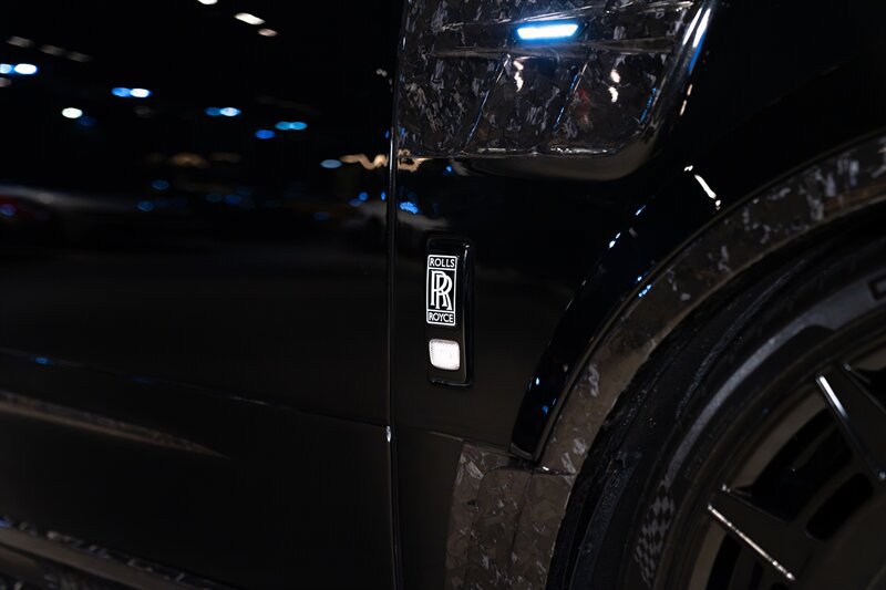 Used 2025 Rolls-Royce Cullinan AWD/4WD image 23