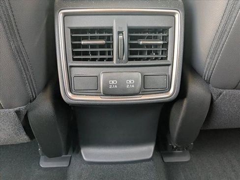 Used 2023 Subaru Forester Limited w/ Popular Package #2 AWD/4WD image 18