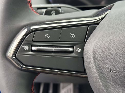 New 2026 Chevrolet Equinox EV RS image 14