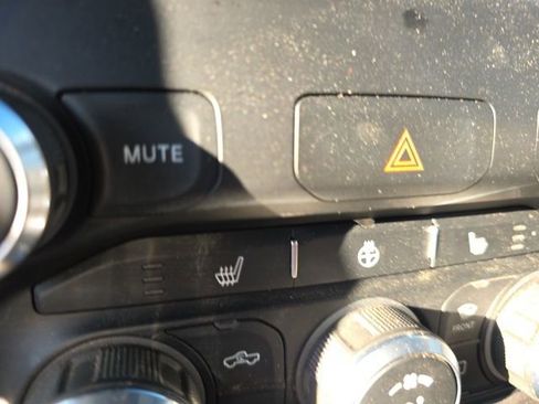 Used 2021 RAM 1500 Big Horn image 20